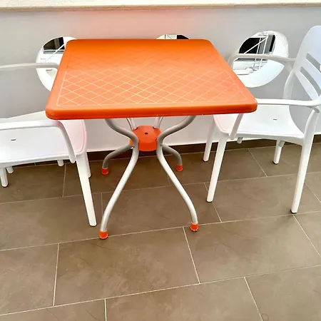 Shell 2 * Golem (Tirana)